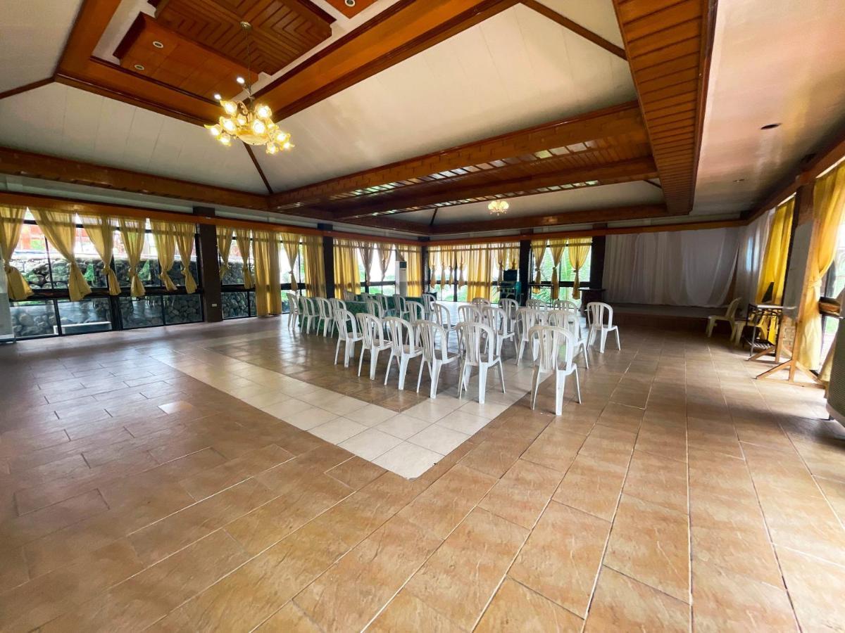 La Virginia Leisure Park And Amusement Hotel Mataasnakahoy Exterior photo
