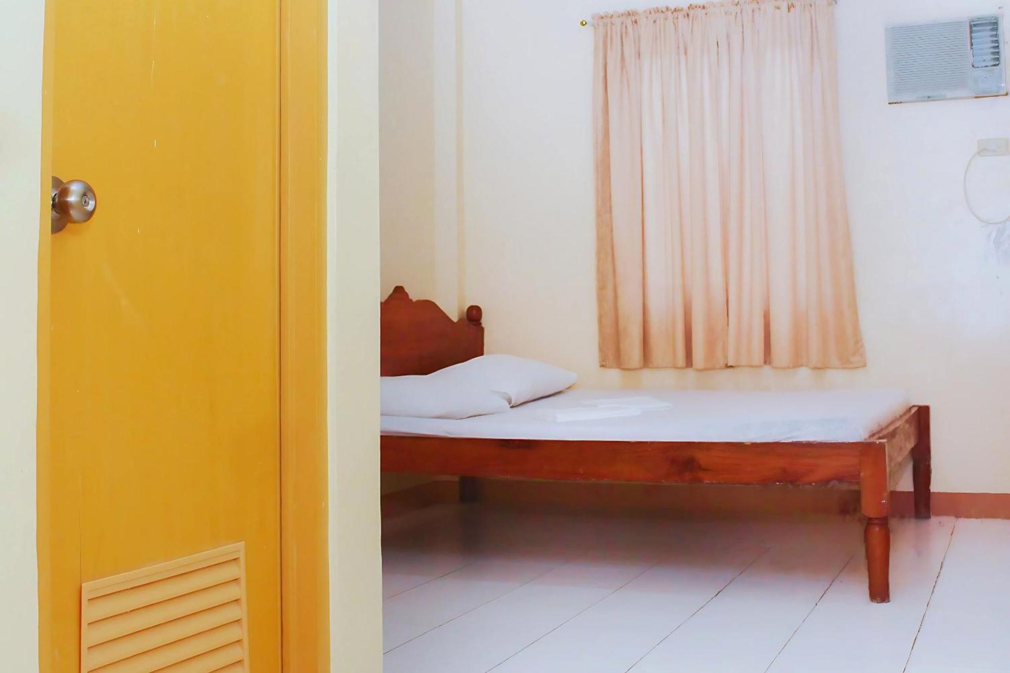 La Virginia Leisure Park And Amusement Hotel Mataasnakahoy Room photo