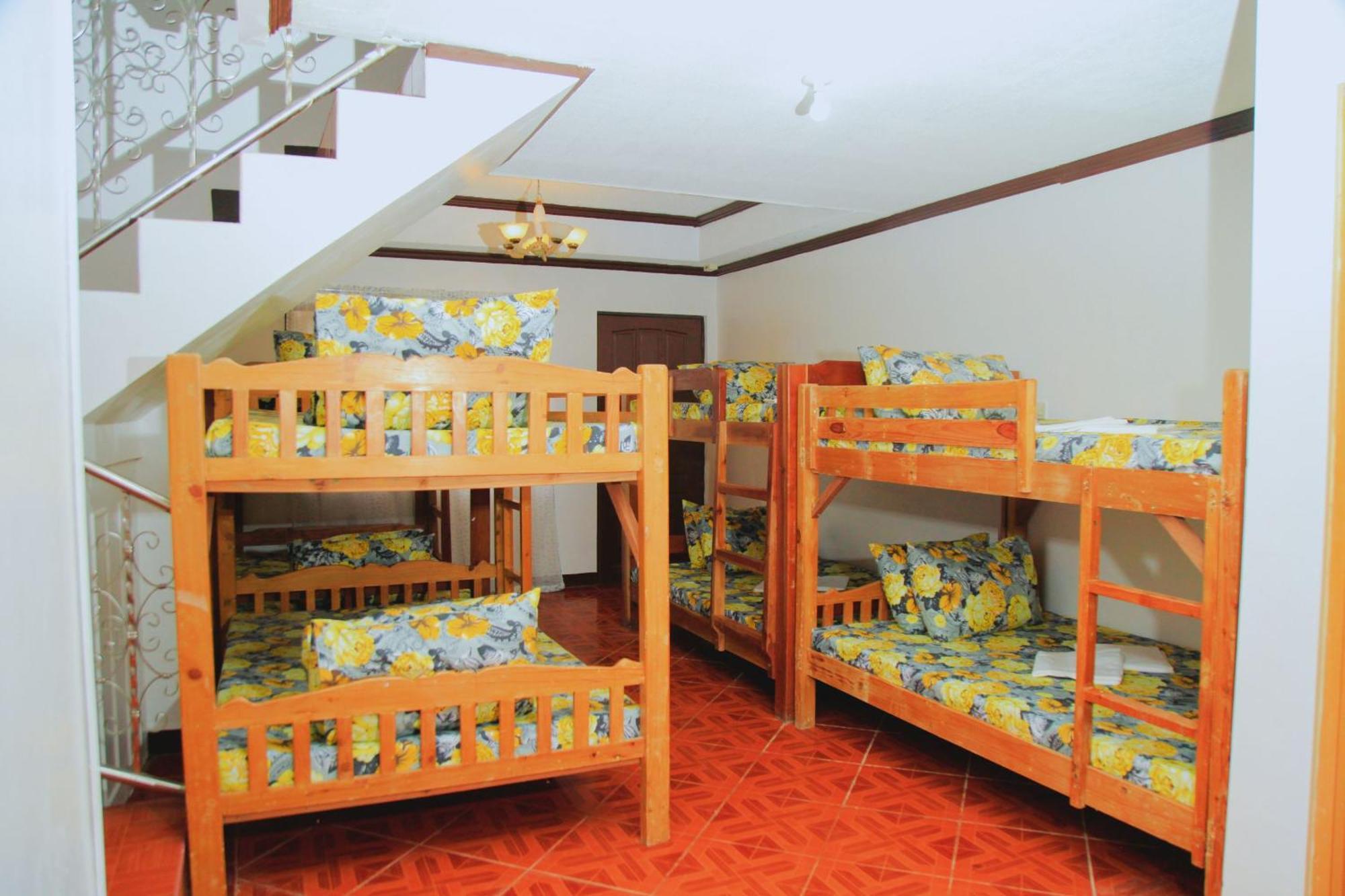 La Virginia Leisure Park And Amusement Hotel Mataasnakahoy Room photo